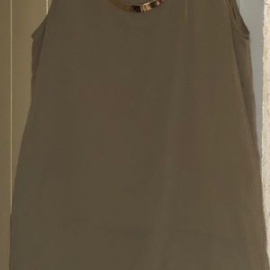 Sleeveless high low hem blouse